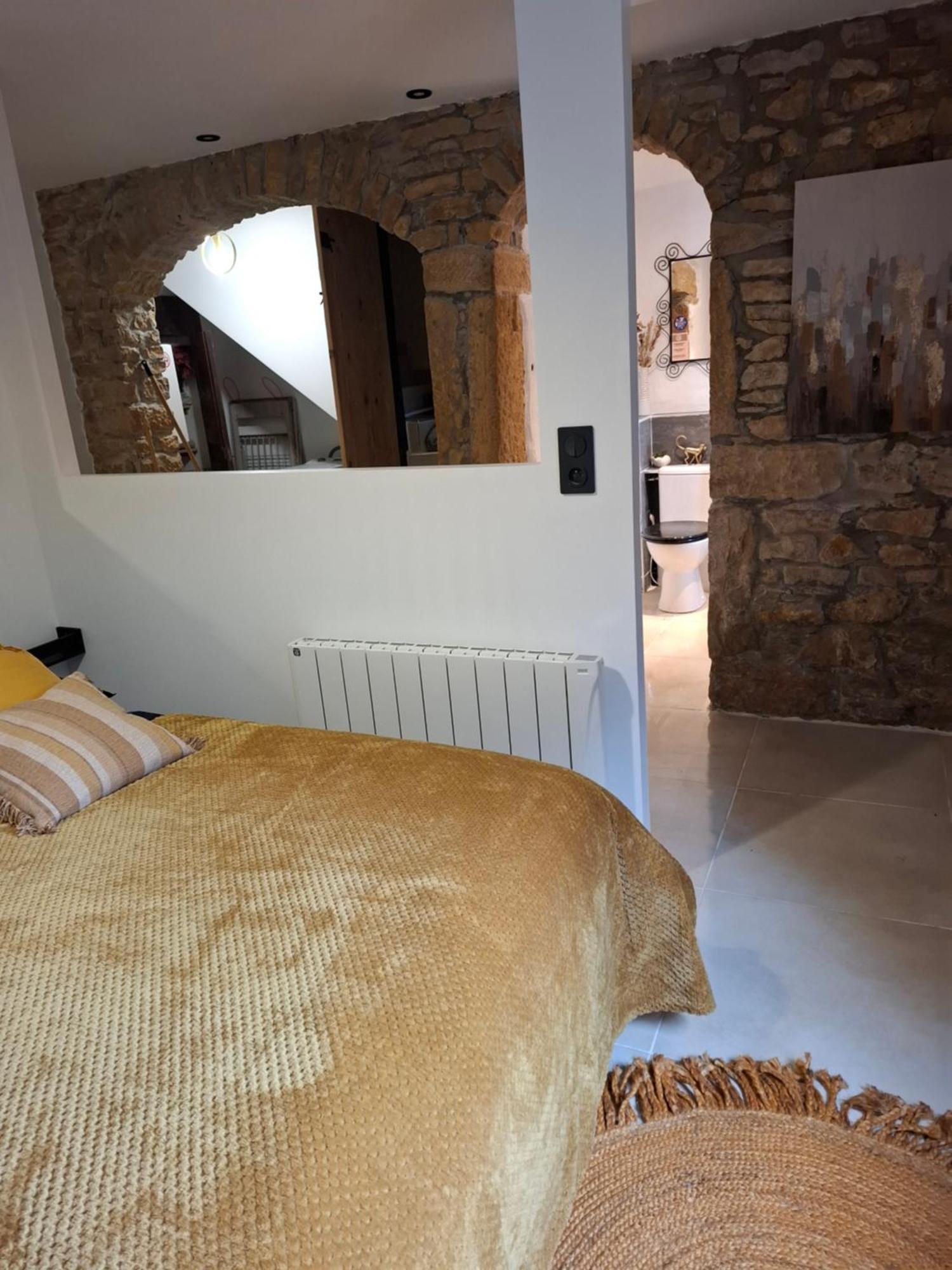 Le Gite Des Pierres Dorees Marcilly-d'Azergues Exterior photo